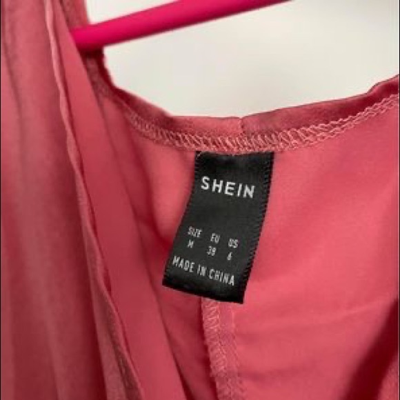 Size medium ladies dress - Picture 2 of 2